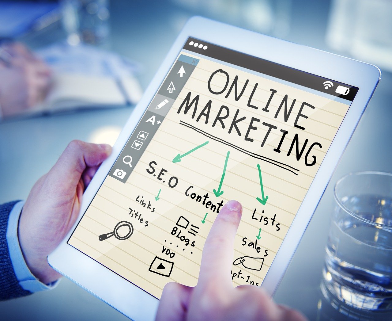 Five Advantages of Digital Marketing Over Traditional Marketing