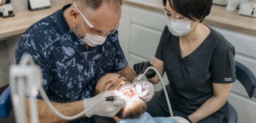 4 Treatment Options at a Cosmetic Dentist Clinic